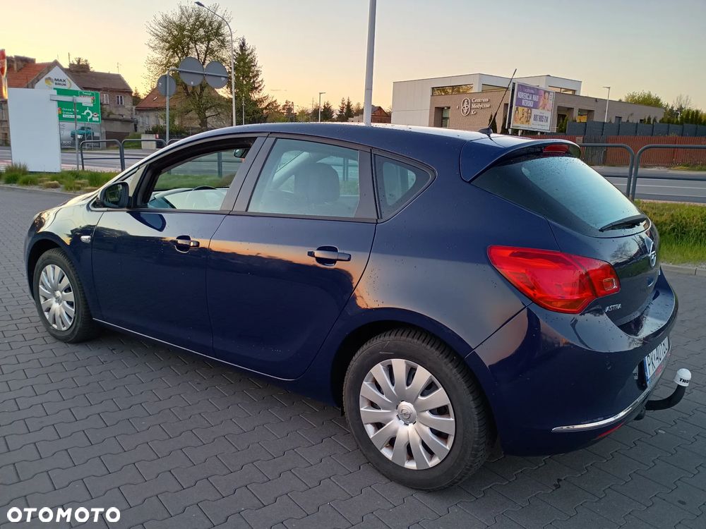 Opel Astra 1.4 ecoFLEX - 4