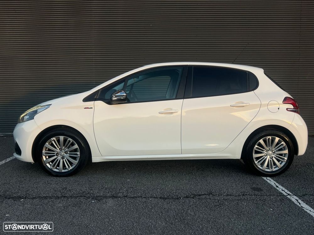 Peugeot 208 1.2 PureTech Allure - 4