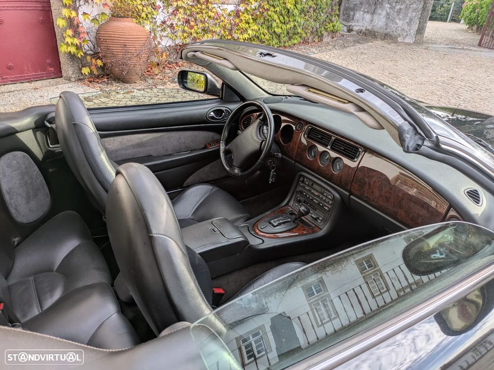 Jaguar XK - 3