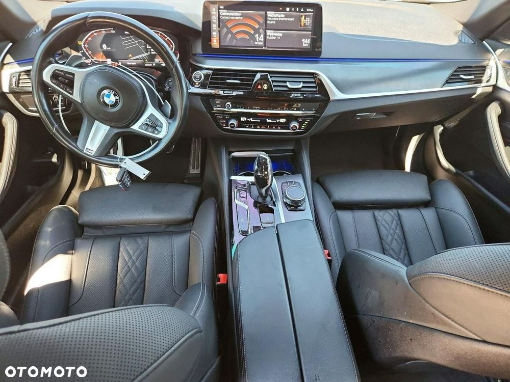 BMW Seria 5 530i M Sport Edition - 8