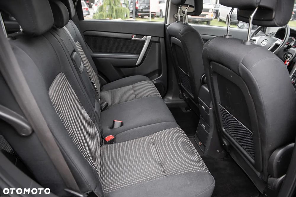 Chevrolet Captiva 2.4 2WD 7 Sitzer LS Family Edition - 23