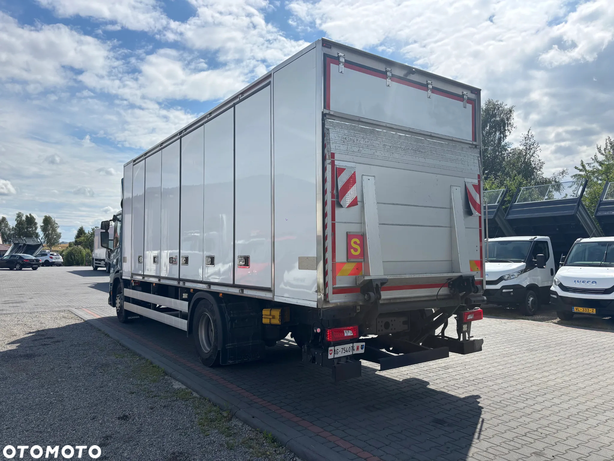 Scania P 280 - 3