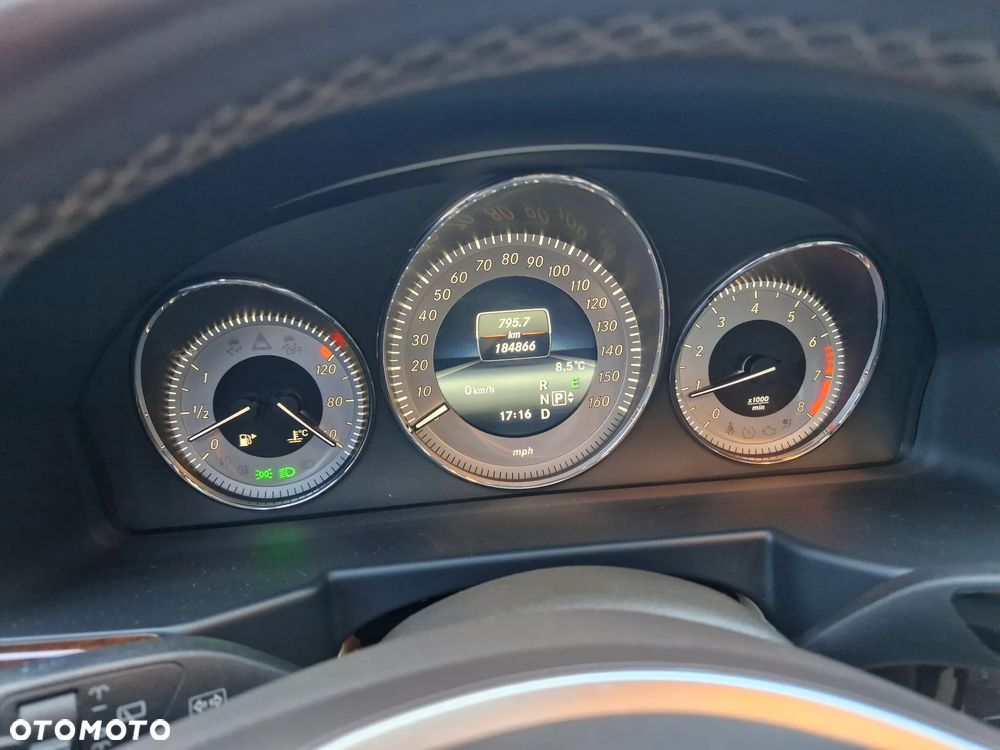 Mercedes-Benz GLK - 10