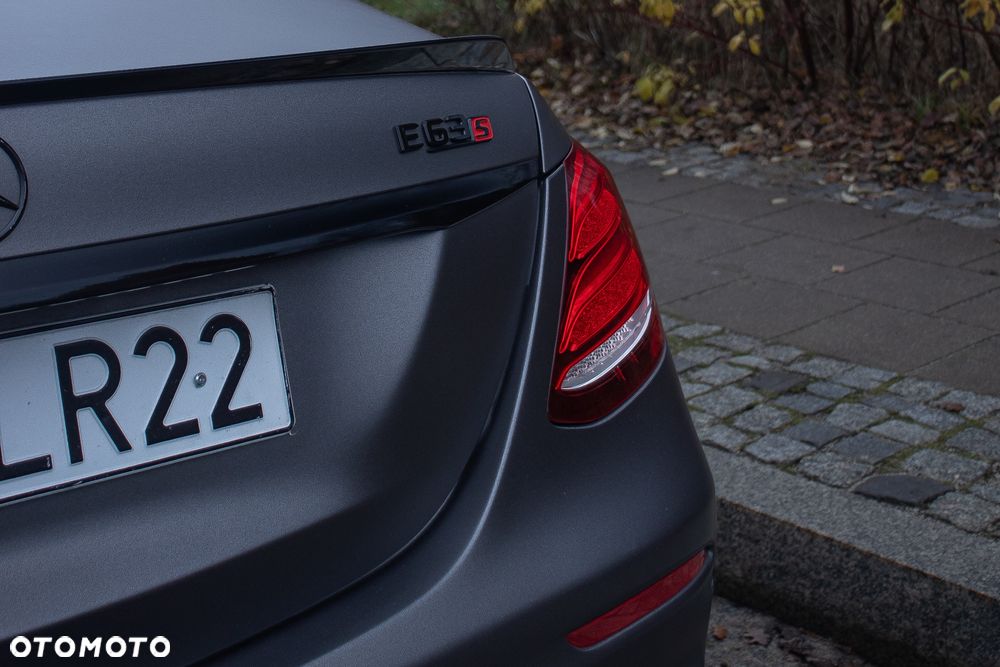 Mercedes-Benz Klasa E - 8