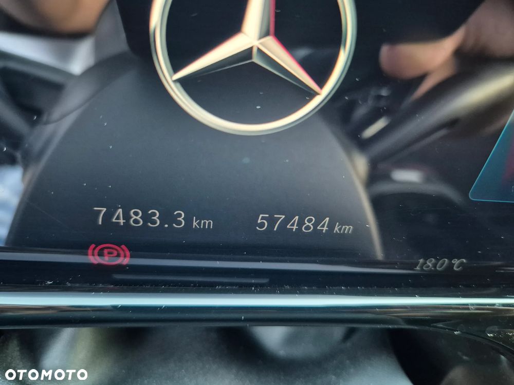 Mercedes-Benz Klasa E AMG 53 PHEV 4Matic+ 9G-Tronic TCT - 34