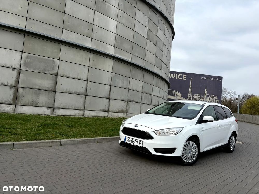 Ford Focus 1.0 EcoBoost 99g Trend - 19