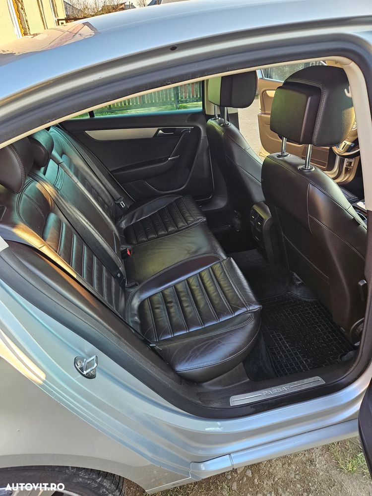 Volkswagen Passat 2.0 Blue TDI DSG SCR Highline - 13