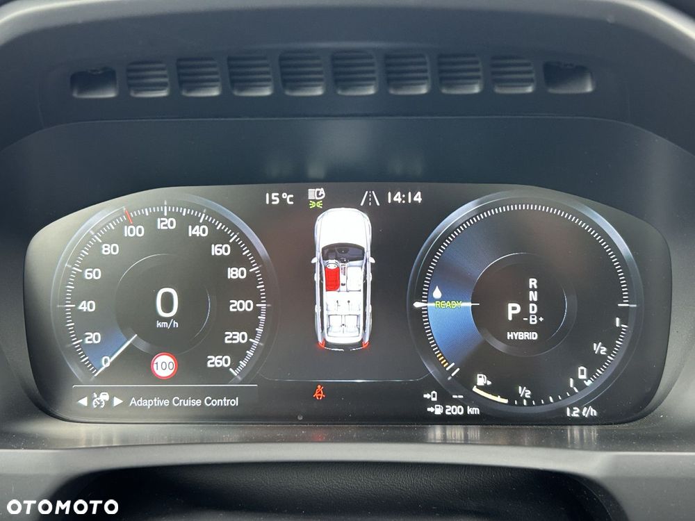 Volvo XC 90 - 13
