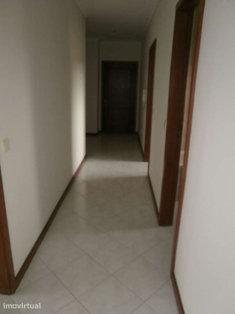 Alugo T1 Rua de Baiza - renda 675,00€ - Grande imagem: 4/10