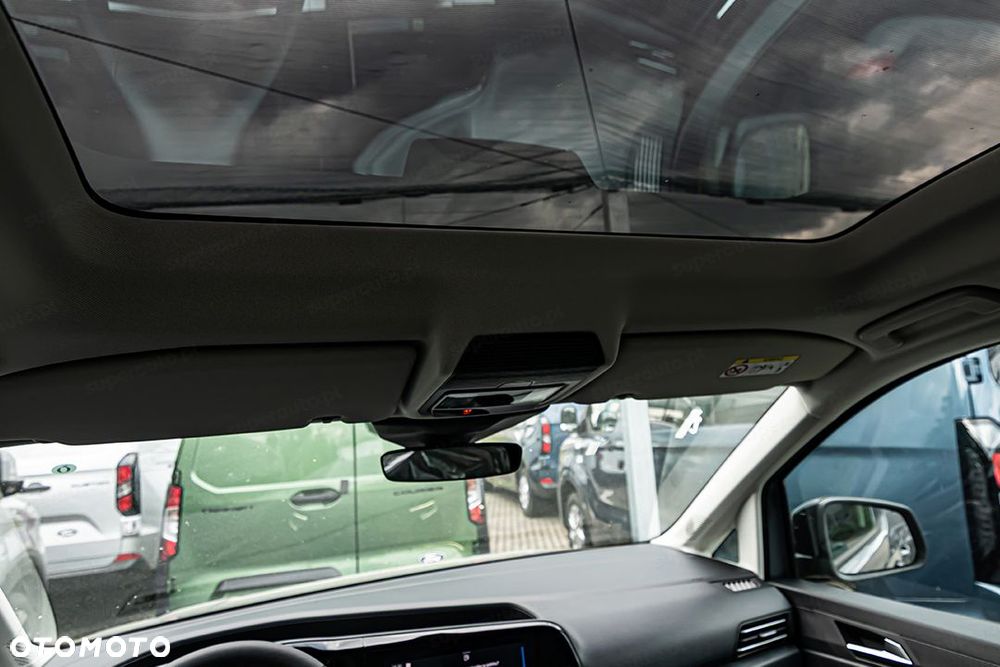 Ford Tourneo Connect - 16