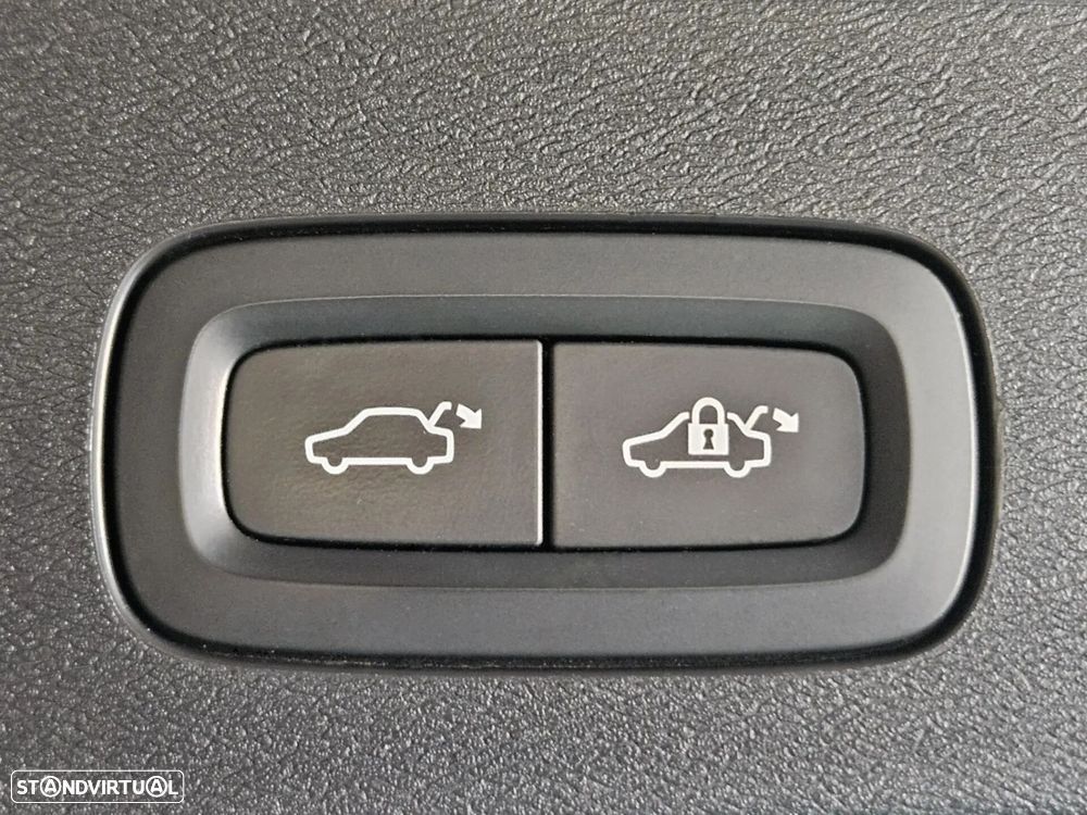 Volvo V60 2.0 D4 Inscription Geartronic - 24