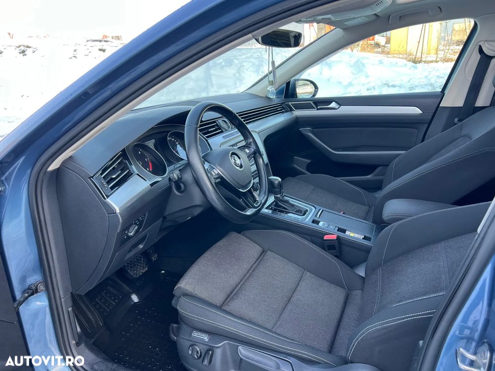 Volkswagen Passat 2.0 TDI DSG (BlueMotion Technology) Comfortline - 22