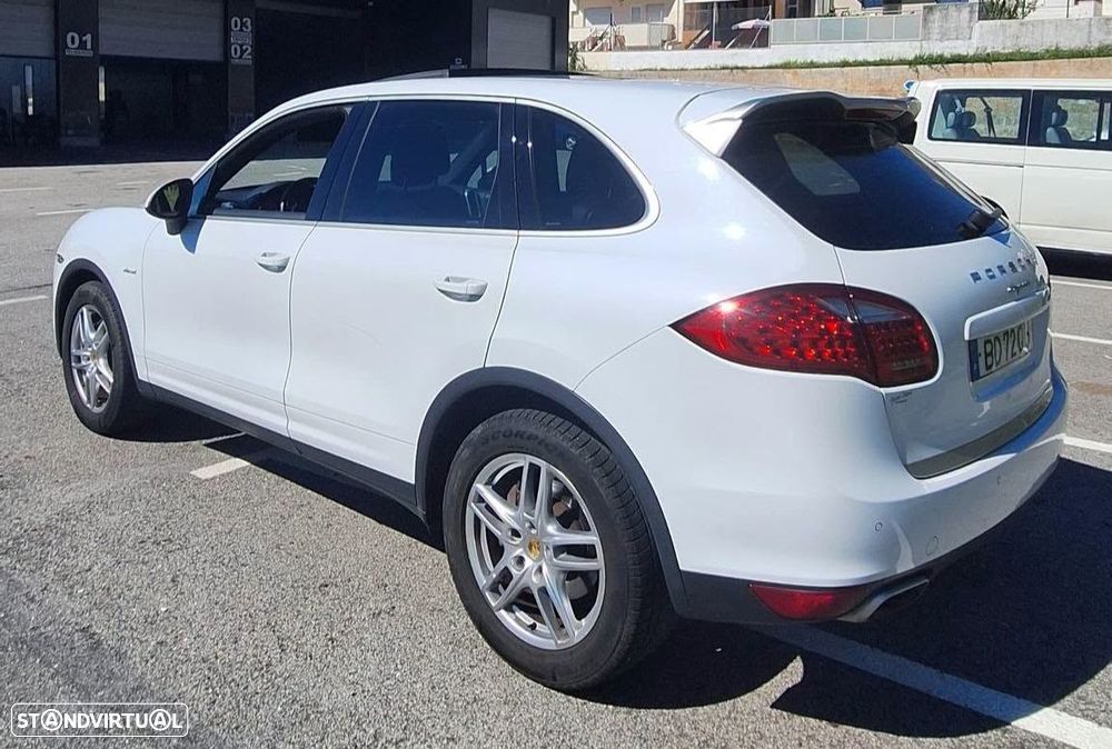 Porsche Cayenne Platinum Edition - 5