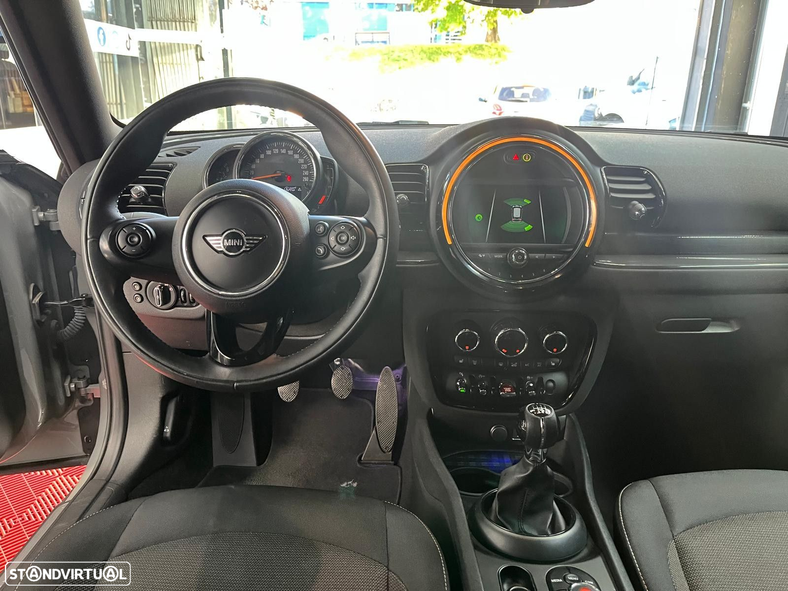 MINI Clubman One - 10