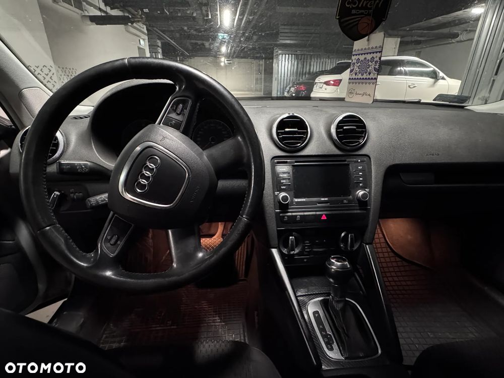 Audi A3 3-drzwiowe 1.6 TDI DPF S tronic S line Sportpaket - 4