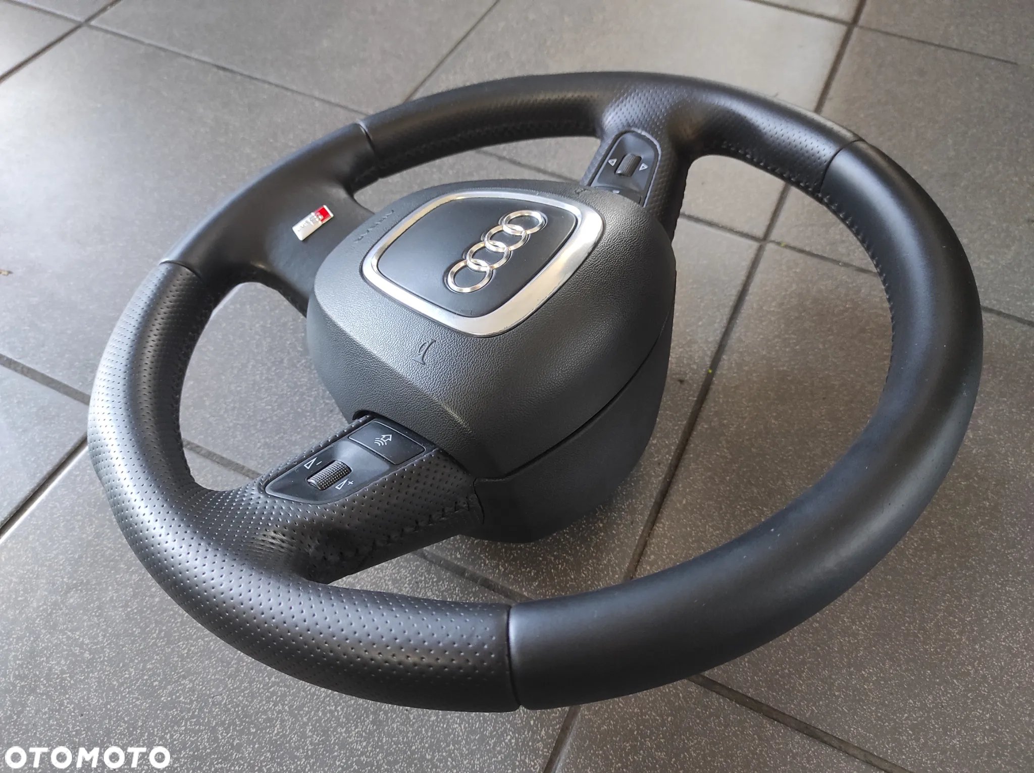 KIEROWNICA 3 RAMIENNA SKÓRZANA SKÓRA S LINE PIKOWANA MULTIFUNKCJA AUDI A3 8P A4 B6 B7 A5 8T A6 C6 Q5 8R Q7 4L WYSYŁKA !!!!! - 5