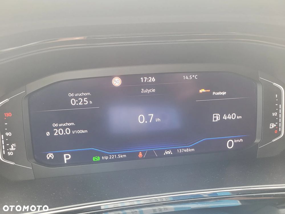 Volkswagen T-Roc - 26