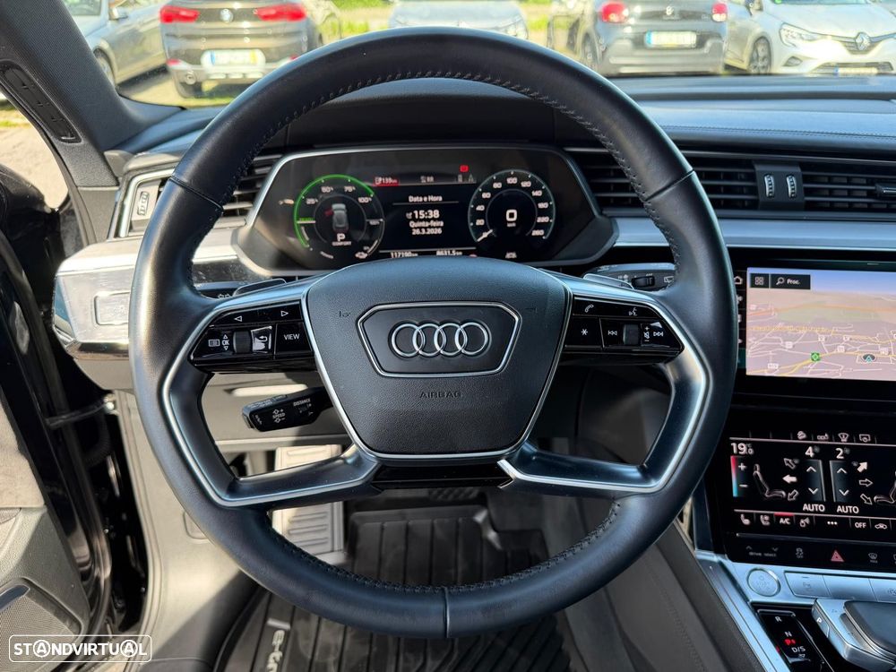 Audi e-tron 55 quattro S line - 26