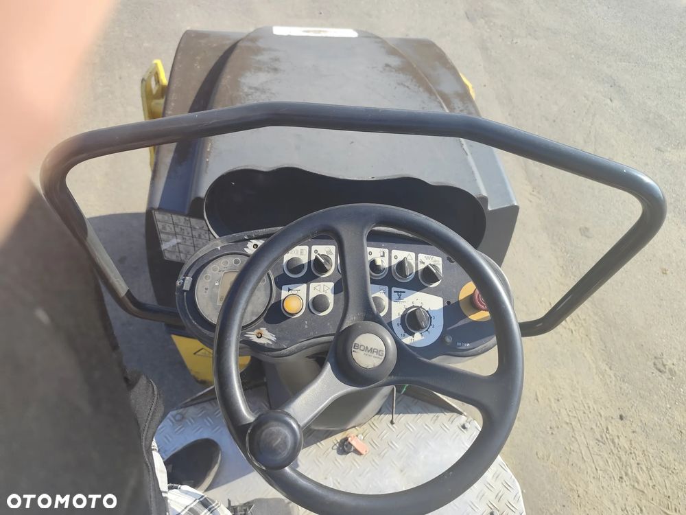Bomag BW 120 AD-4 - 9