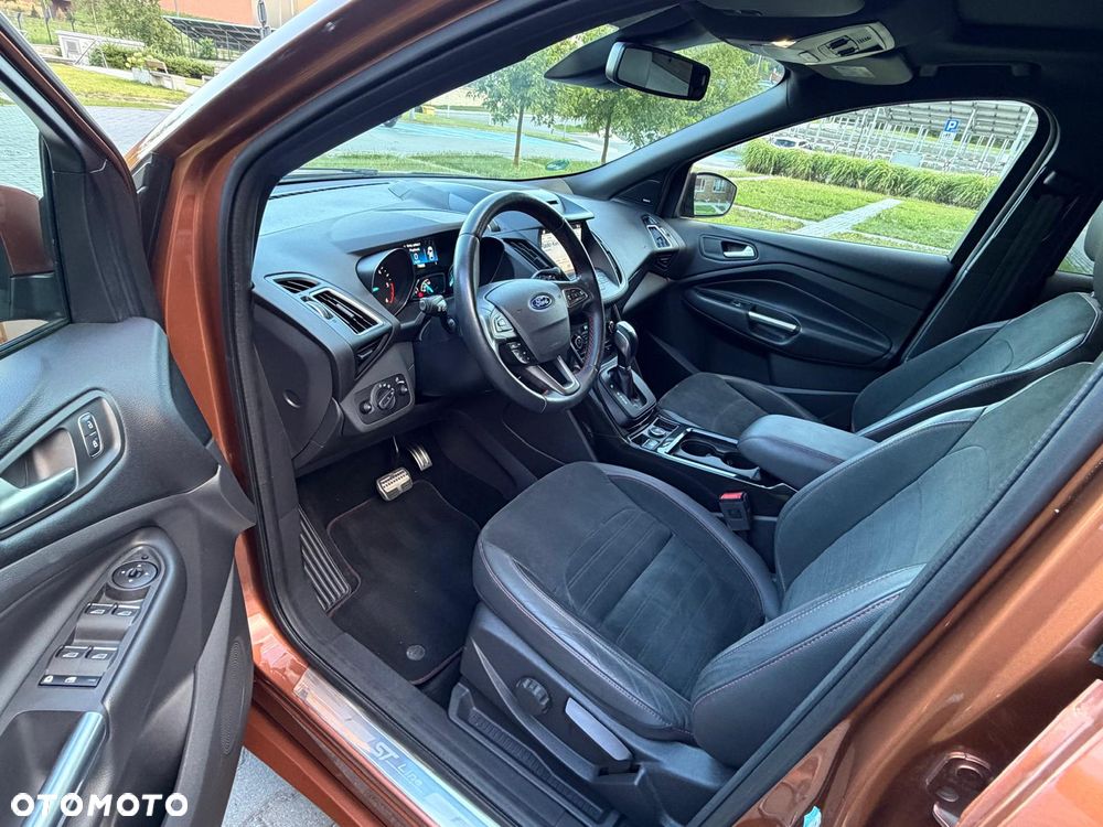 Ford Kuga 2.0 TDCi AWD ST-Line Black - 17