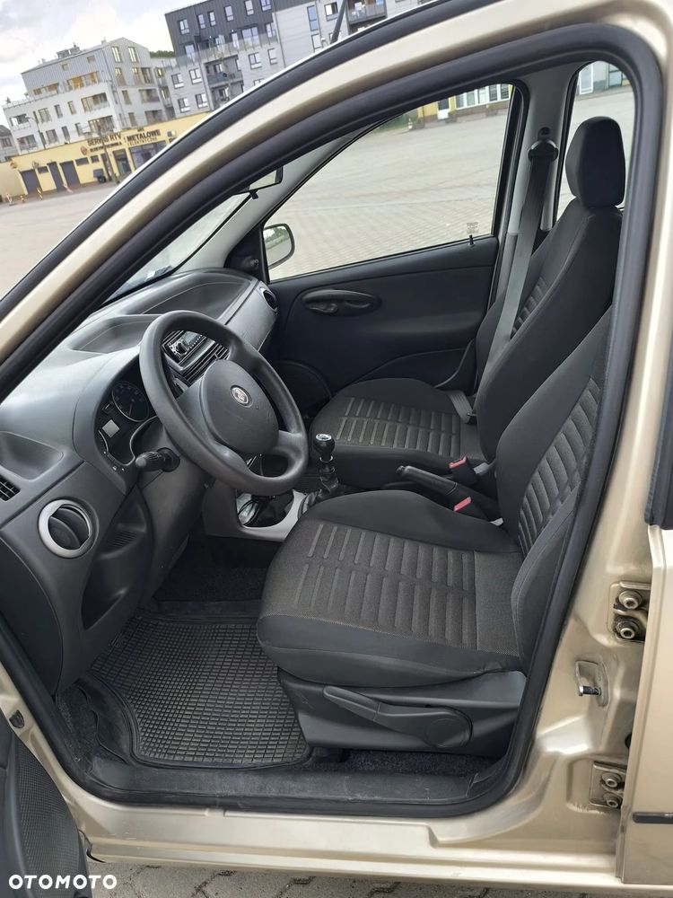 Fiat Punto 1.2 8V - 9