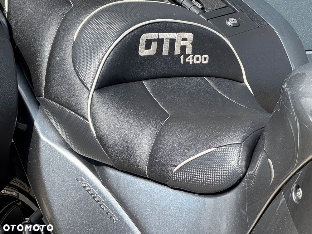 Kawasaki GTR - 10