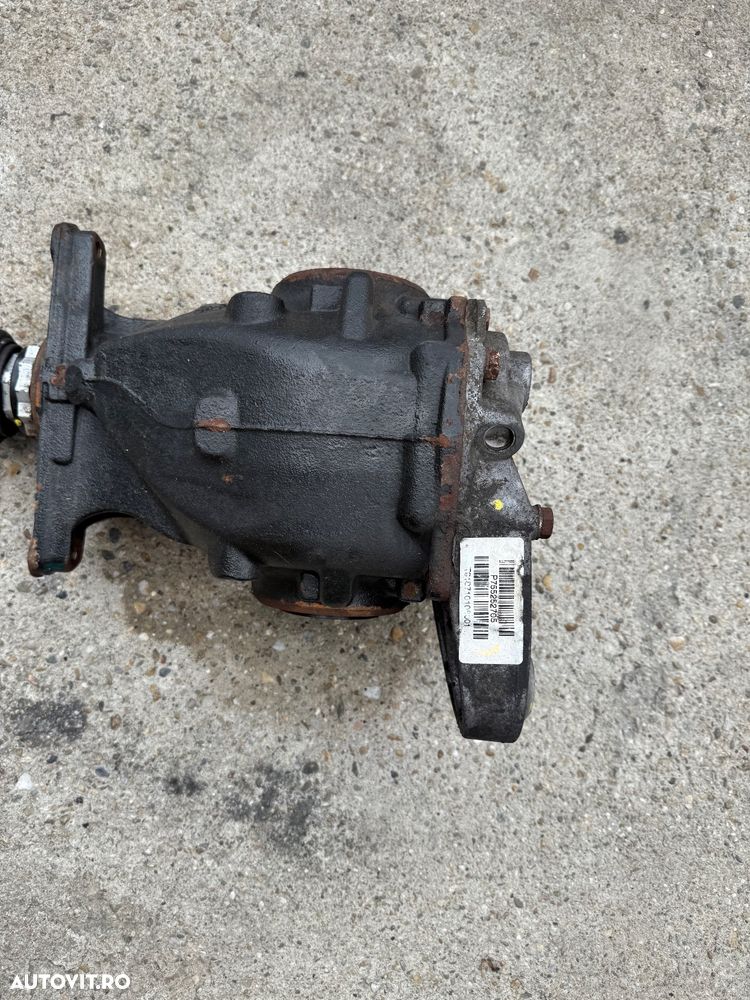 Vând grup spate diferențial punte spate bmw x5 e70 raport 3.64 364 intrare planetară 27 de caneluri 235 HP cai. Și cardan spate