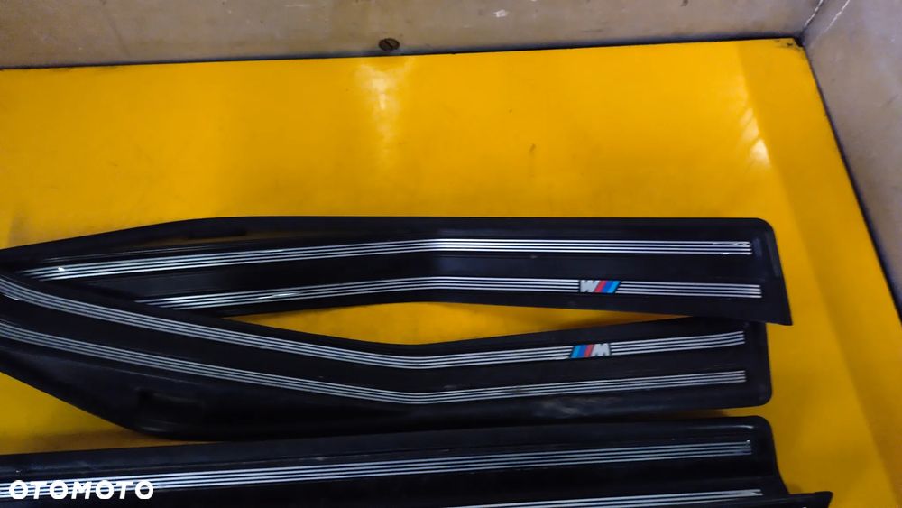 LISTWY NAKŁADKI PROGOWE MPAKIET BMW E46  51 47 7 891 985 - 2