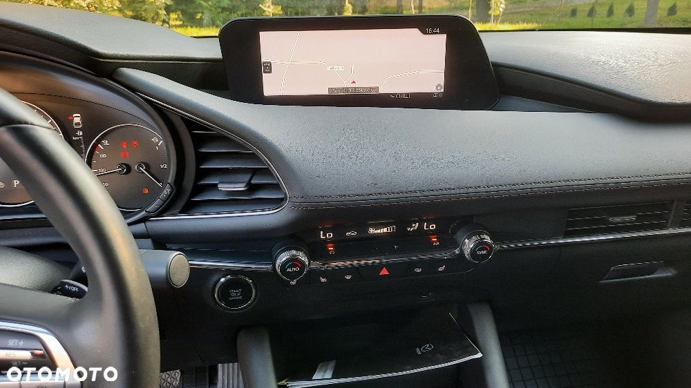 Mazda 3 e-SKYACTIV-G 2.0 M HYBRID DRIVE SELECTION - 12