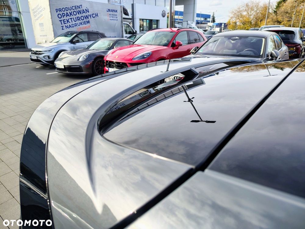 Volkswagen Golf - 12