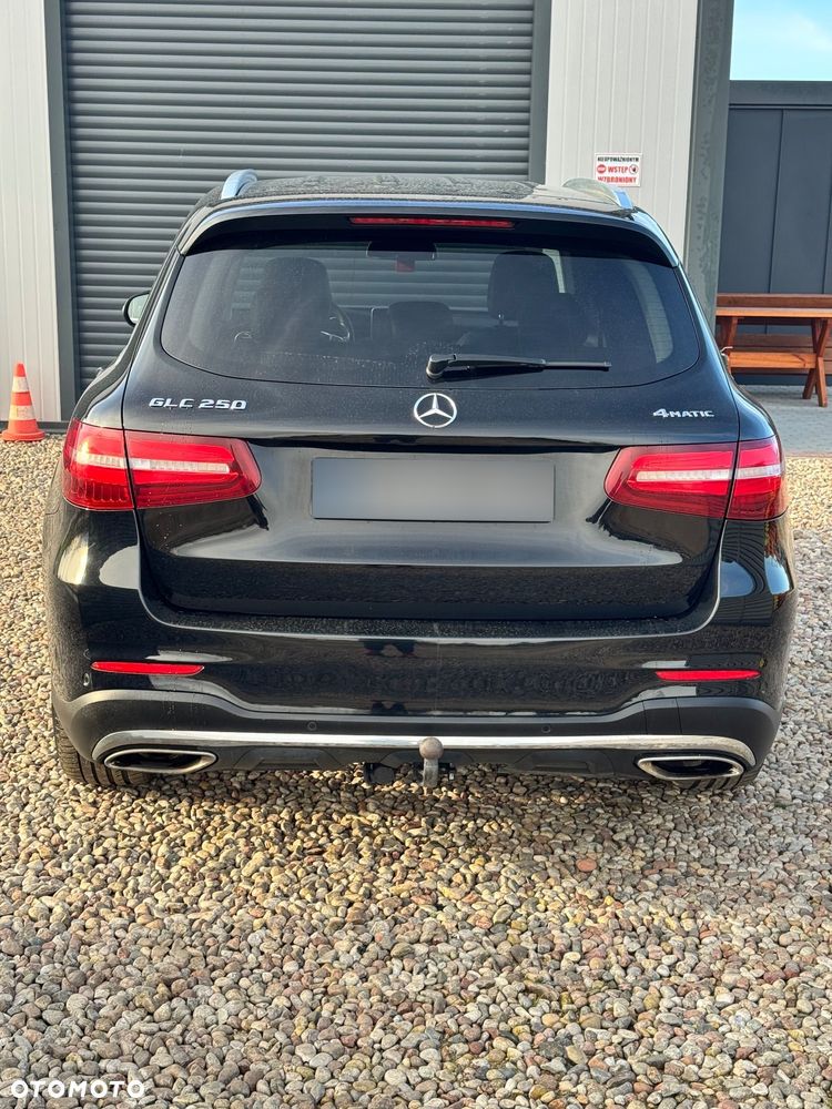 Mercedes-Benz GLC - 8