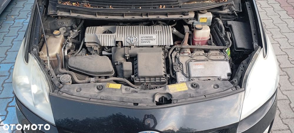 Toyota Prius 1.8 HSD Prestige - 13