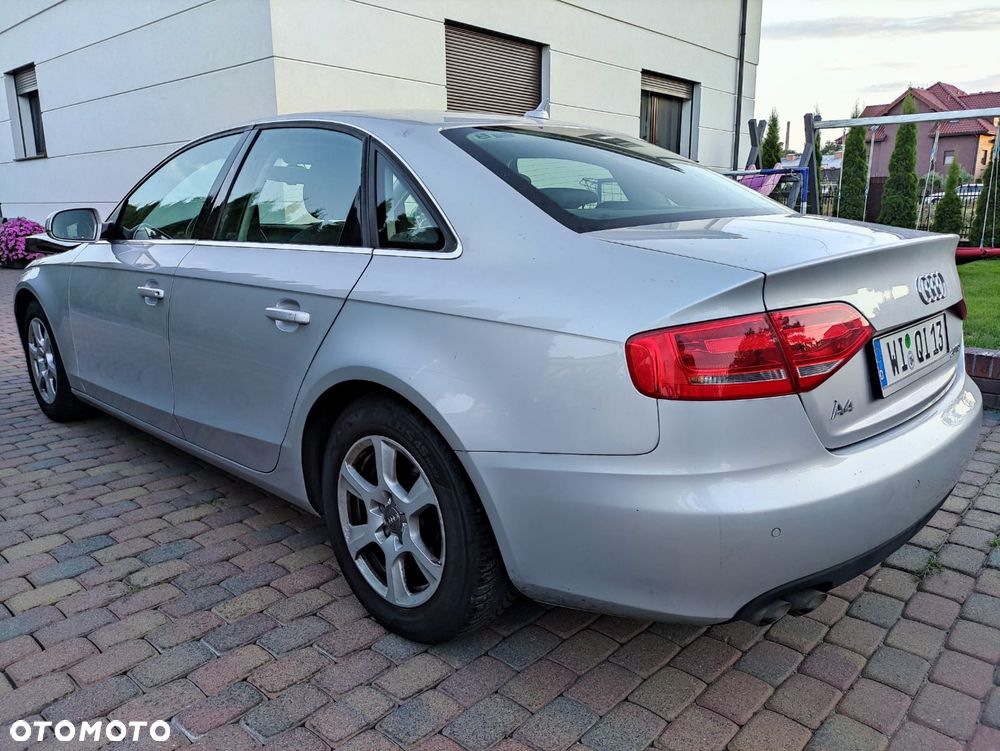 Audi A4 Limousine 2.0 TDI 112g DPF Ambiente - 4