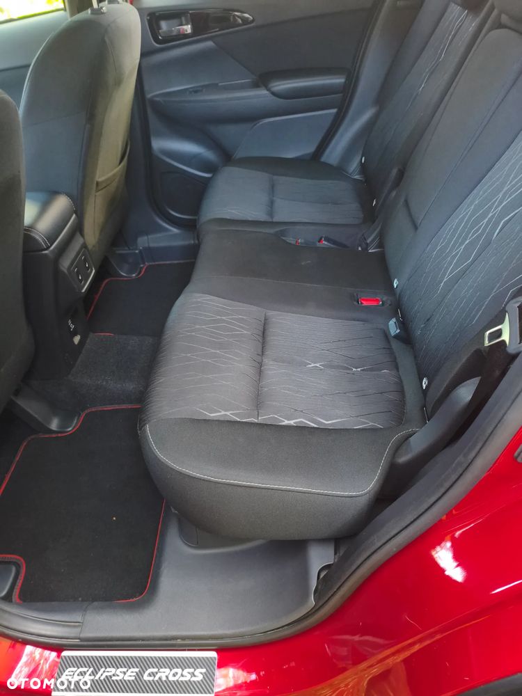 Mitsubishi Eclipse Cross - 16
