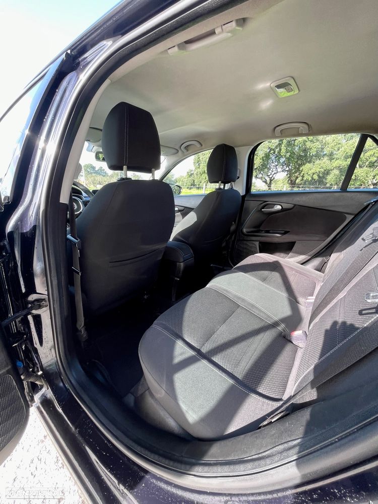 Fiat Tipo Station Wagon 1.3 M-Jet Lounge - 20