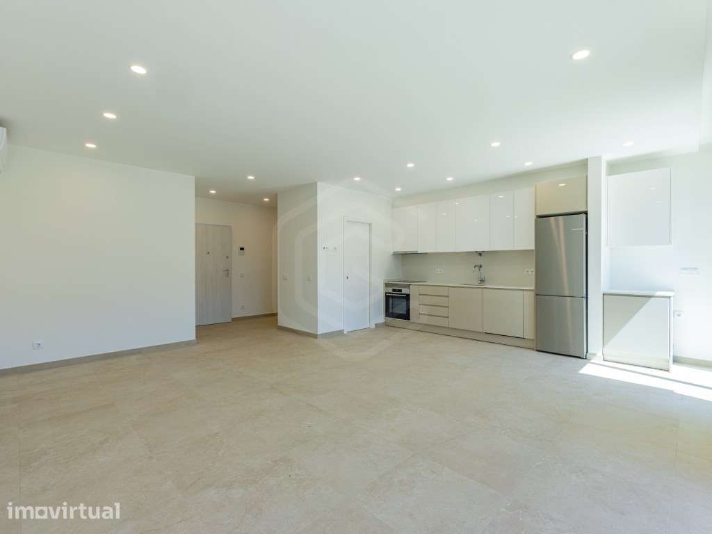 Apartamento T1 em Condomínio com Piscina perto da Praia, no centro ... - Grande imagem: 4/33
