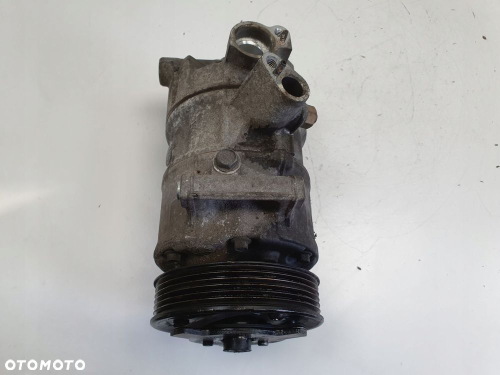 SPRĘŻARKA KLIMATYZACJI VW Golf VI 2.0 TDI _ pompa 5N0820803 - 6