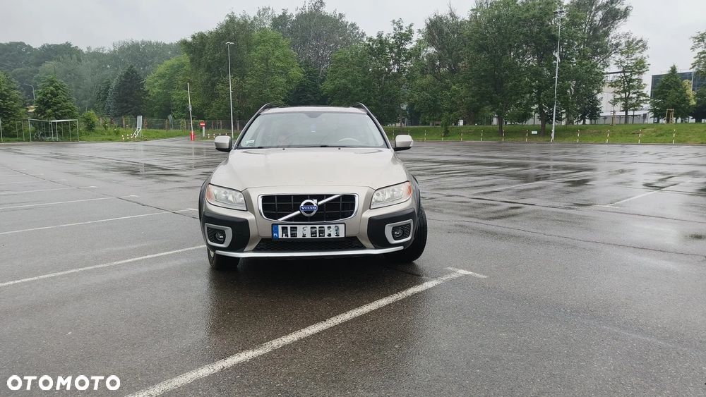 Volvo XC 70 - 3
