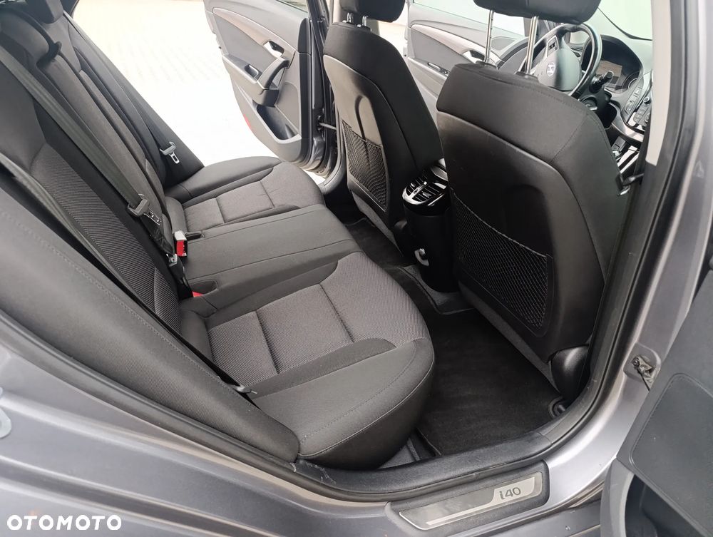 Hyundai i40 Kombi 1.7 CRDi DCT Trend - 24