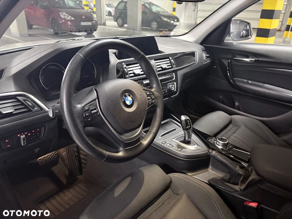 BMW Seria 1 120i GPF Sport Line - 10