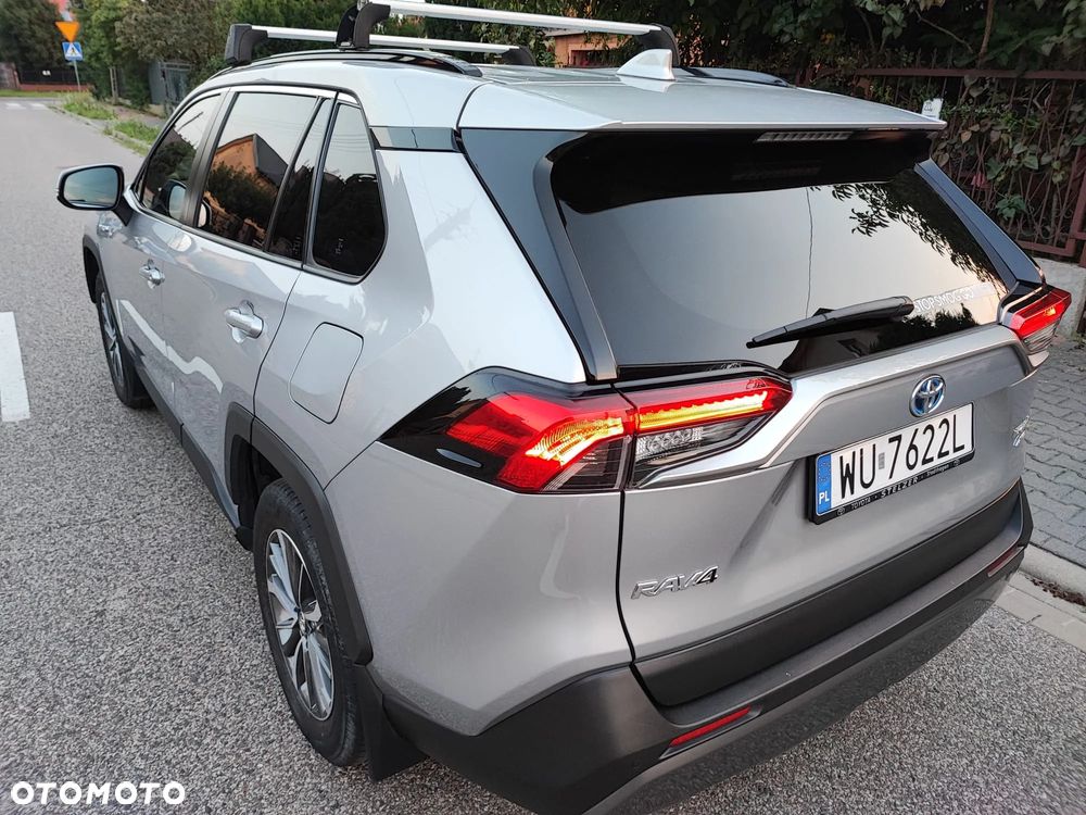 Toyota RAV4 - 4