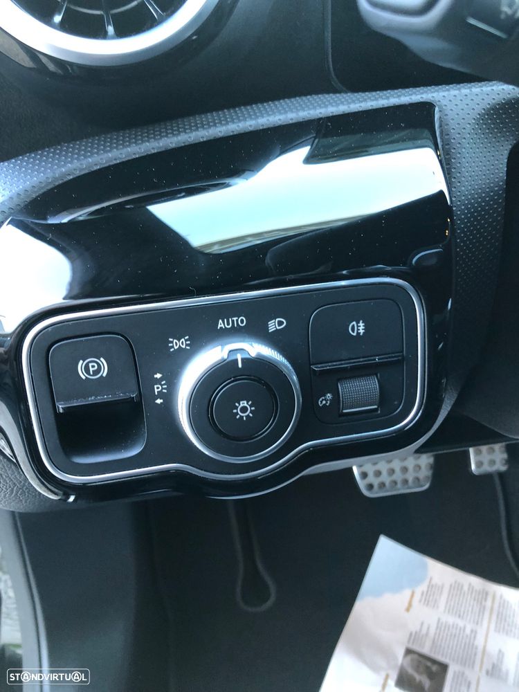 Mercedes-Benz A 180 d AMG Line Aut. - 33