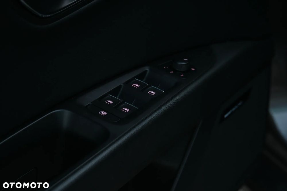 Seat Leon 2.0 TDI DPF Start&Stop DSG FR - 30