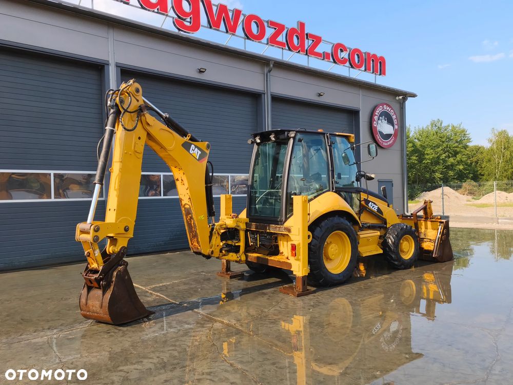 Caterpillar 422E - 4