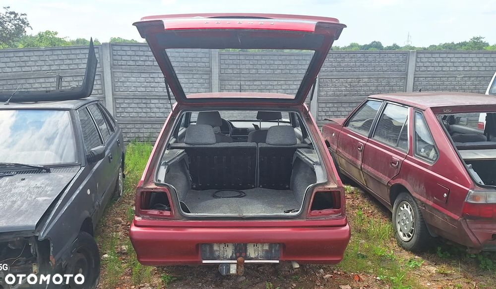 Polonez Caro Klapa Bagażnika Tył Tylna Bordowa - 4