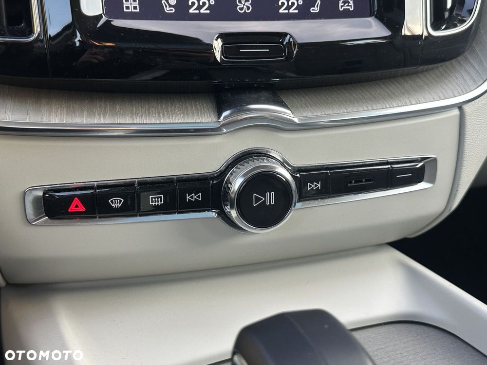 Volvo XC 60 - 25