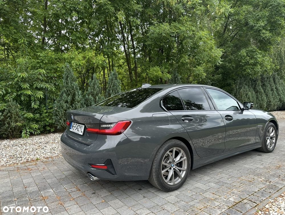 BMW Seria 3 320i Sport Line Shadow sport - 10
