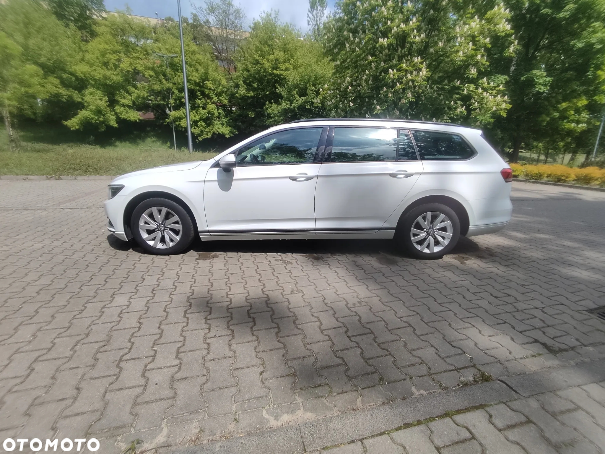 Volkswagen Passat 2.0 TDI BMT Comfortline - 8