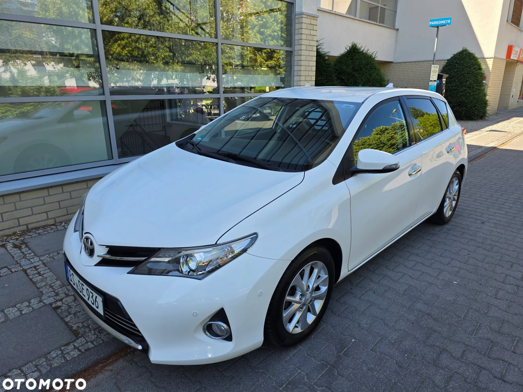 Toyota Auris 1.6 Valvematic START Edition - 3