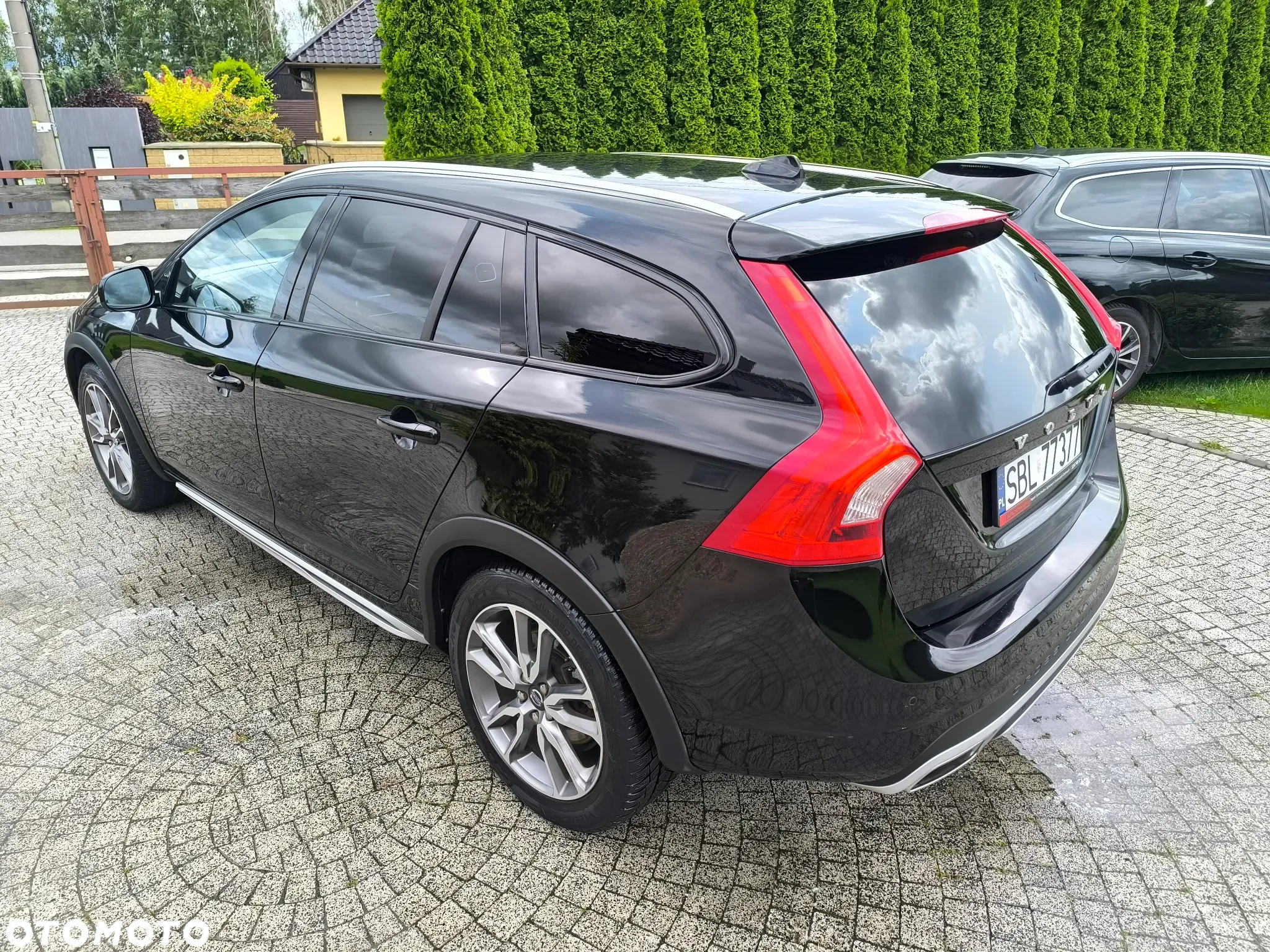 Volvo V60 Cross Country D3 Momentum - 8
